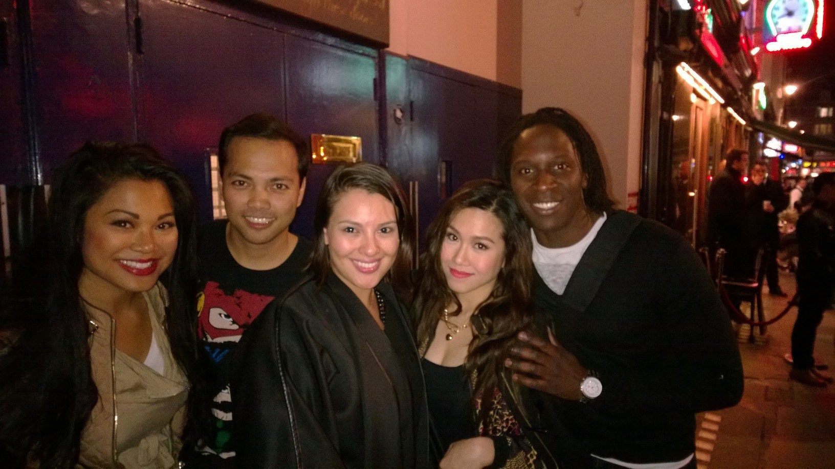 AFTER THE SHOW. With Marsha Songcome, Ariel Reonal, Rachelle Ann Go and Hugh Maynard by the stage door