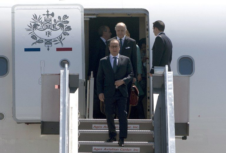 France’s Hollande arrives in PH for climate push