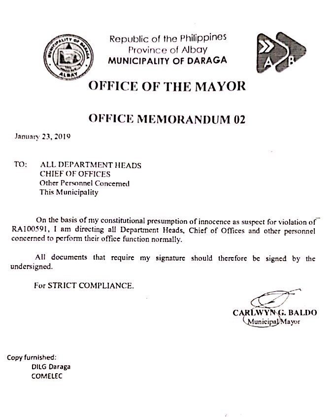 BALDO'S MEMO. Daraga Mayor Carlwyn Baldo issues conflicting memos on who should manage his town's affairs as he is detained by cops. Sourced photo 