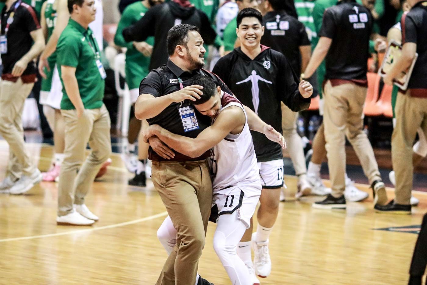 PRIDE. 'Right now we should at least be given the chance to be proud of what we have done,' says UP coach Bo Perasol. Photo by Michael Gatpandan/Rappler   