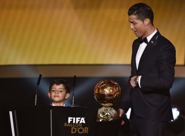 Cristiano Ronaldo dianugerahi anak kembar