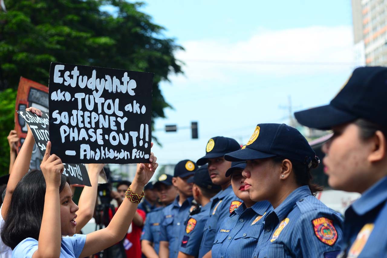 NO CLASSES BUT... Student activists join the strike protest. Photo by Maria Tan/Rappler 