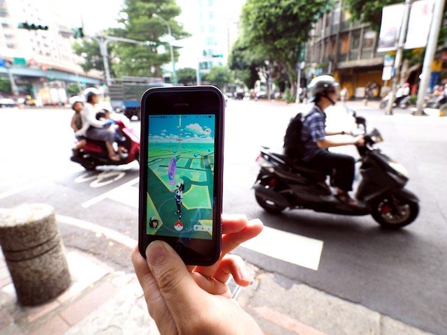 Taiwan tries to drive Pokemon Go off the road