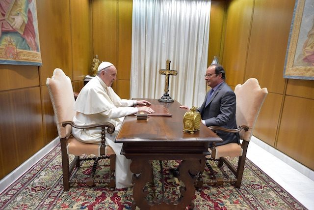 Pope meets French President after priest murder
