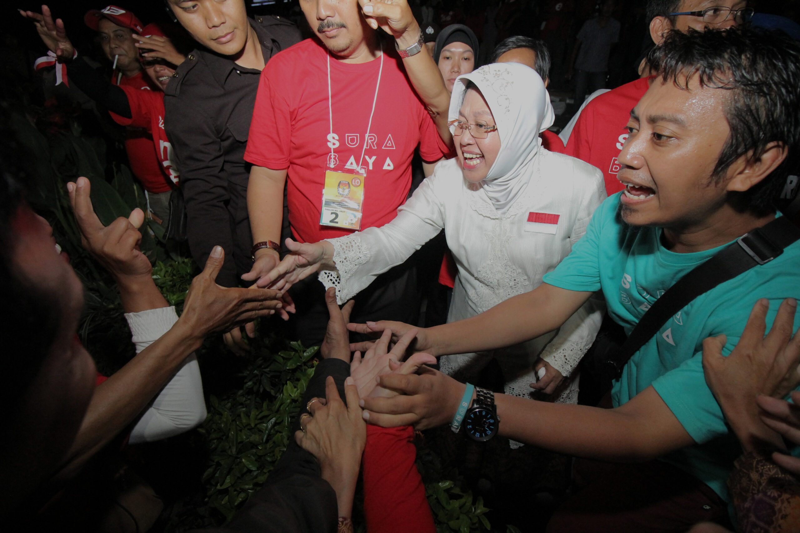 Pilkada Surabaya: Sulit hentikan laju Risma-Whisnu