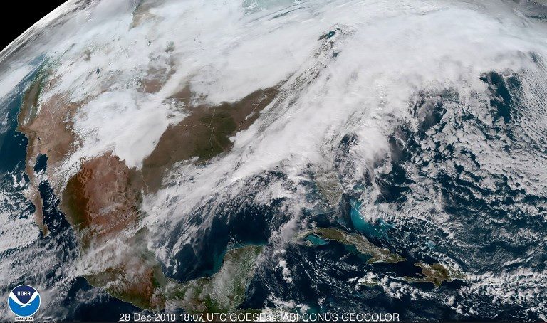 Winter storms batter large swaths of U.S.