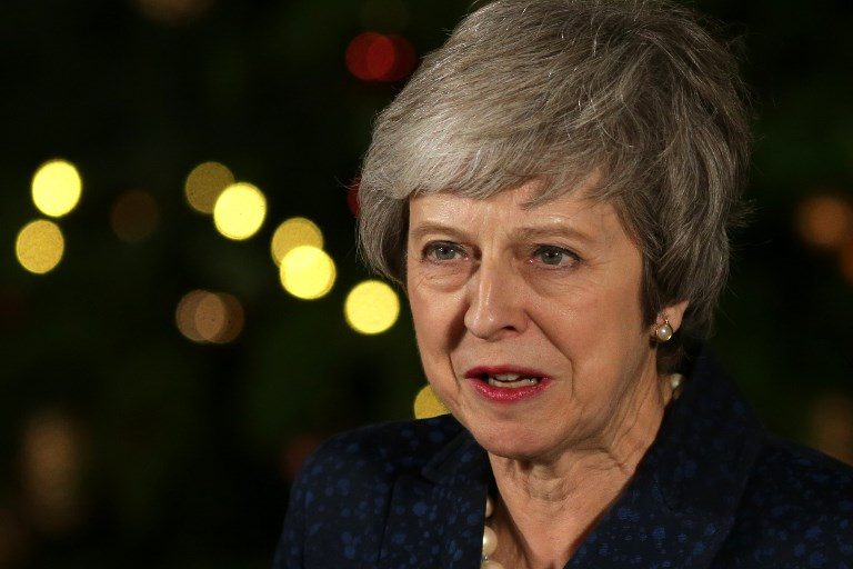 UK PM survives confidence vote over Brexit deal