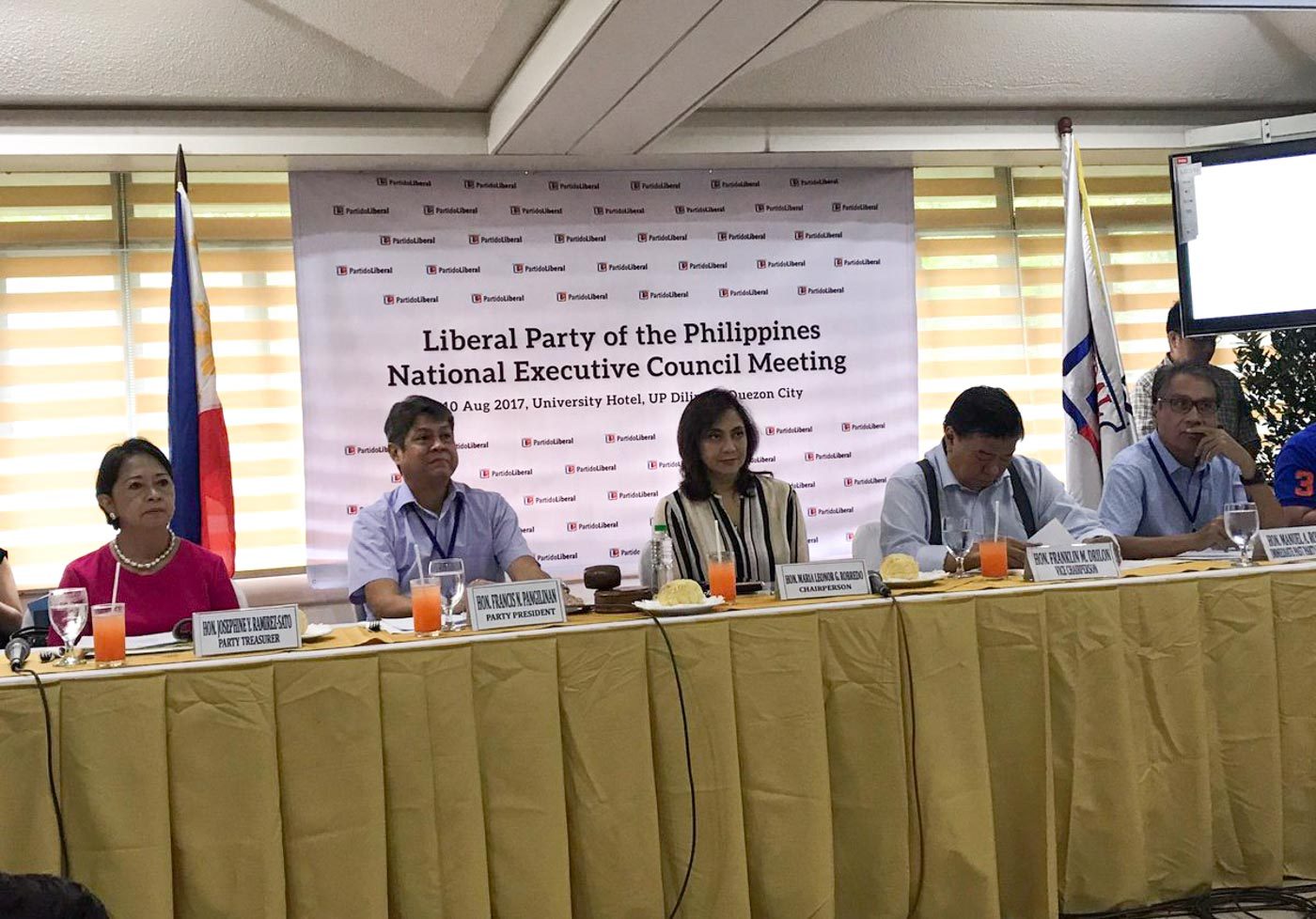 Liberal Party holds 1st official meeting post-2016 elections