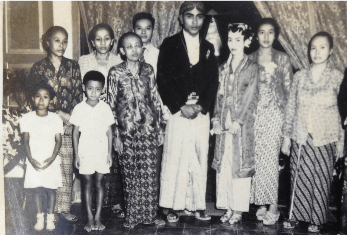 Rumah Kratonan yang bersejarah. Ayah dan Ibu penulis menikah di pendapa tahun 1952. Foto istimewa 