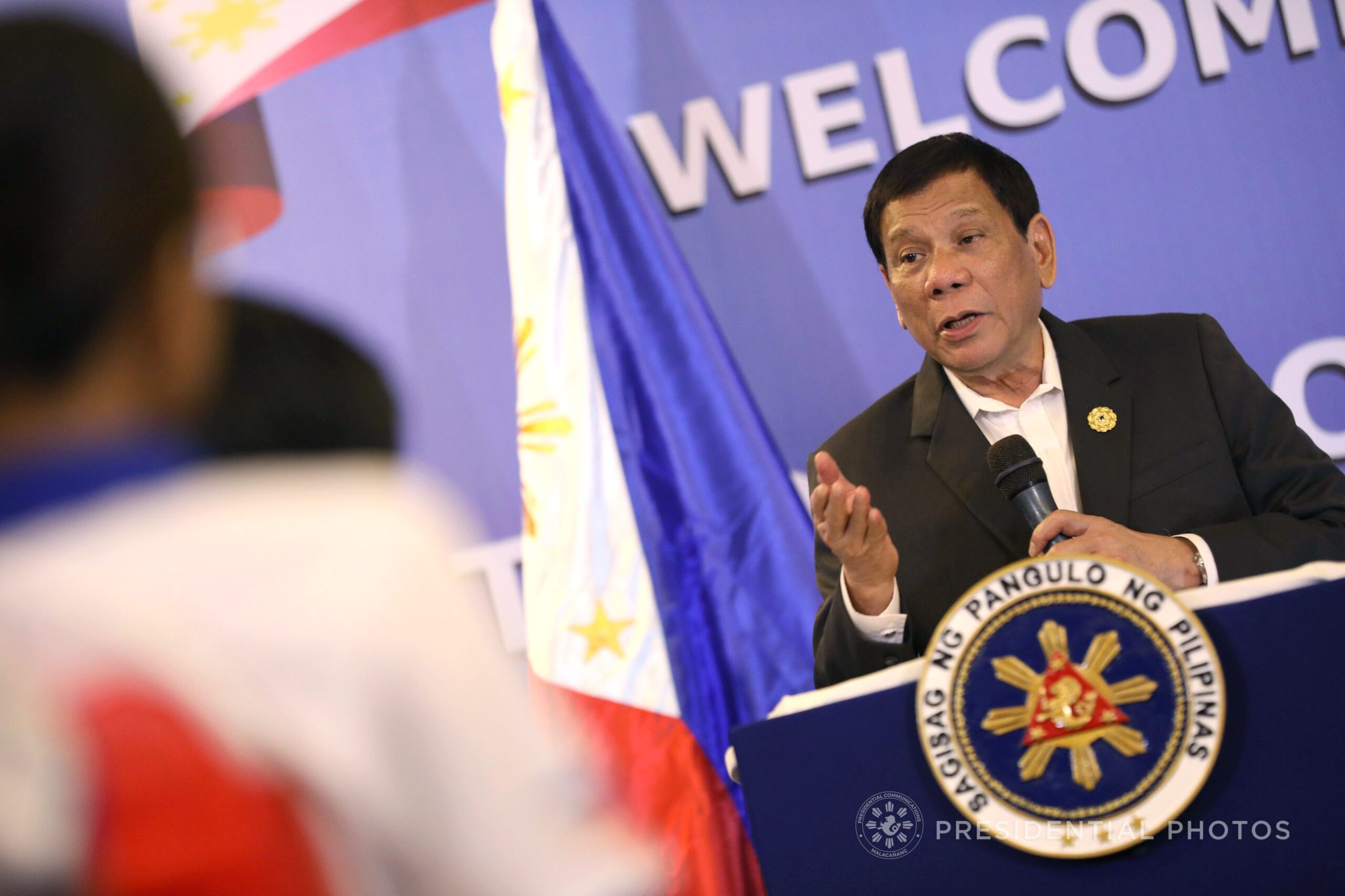 Duterte threatens to slap UN rapporteur if she probes drug war