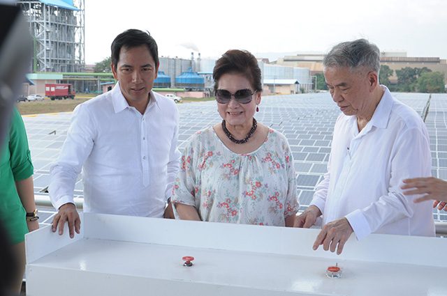 INAUGURATION. (From left) Energy Secretary Carllos Jericho Petilla, Carmen Tan Lucio Tan inaugurate the first solar power plant in Batangas. Photo from Absolut Distillers Incorporated 
