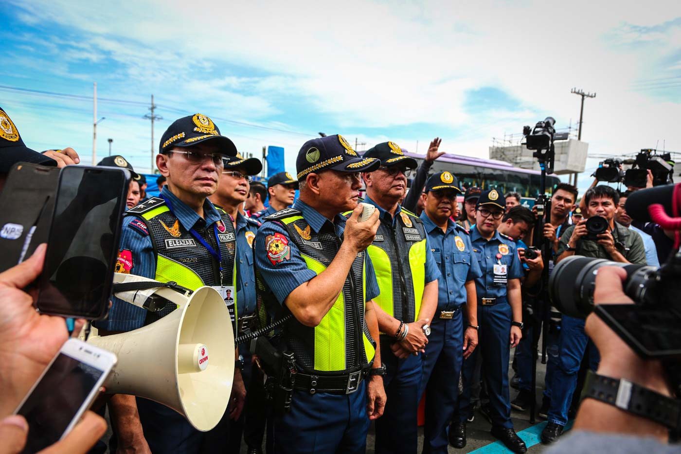 INSPECTIONS. Police chief Oscar Albayalde leads inspections of police deployments for SONA 2019. Photo by Jire Carreon/Rappler  