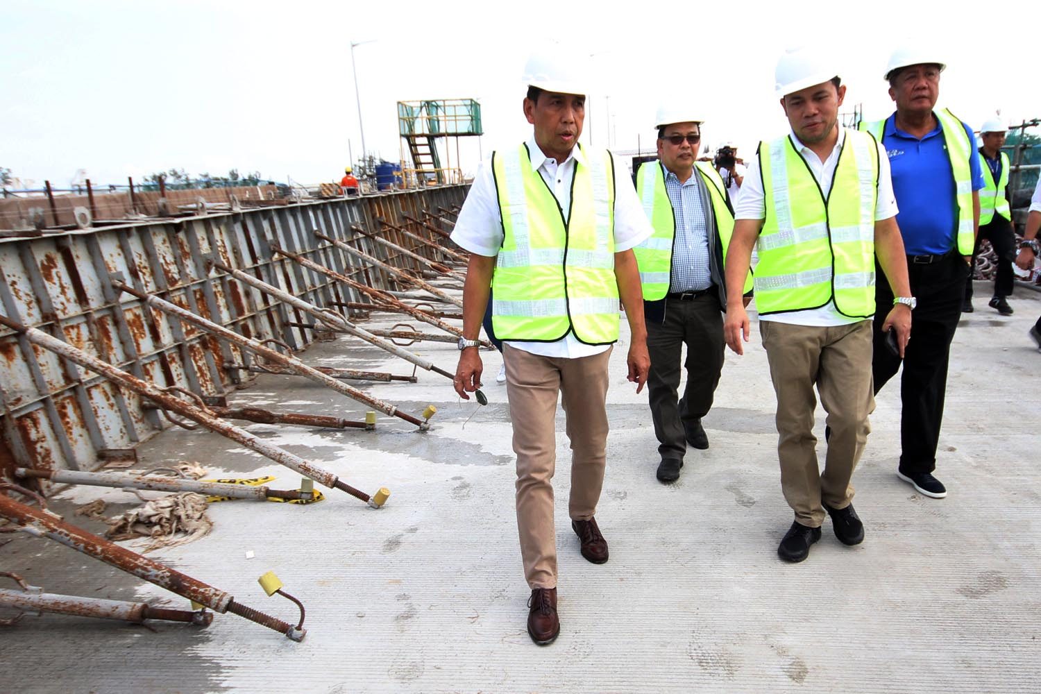 Build, Build, Build: P73 billion worth of DPWH projects delayed
