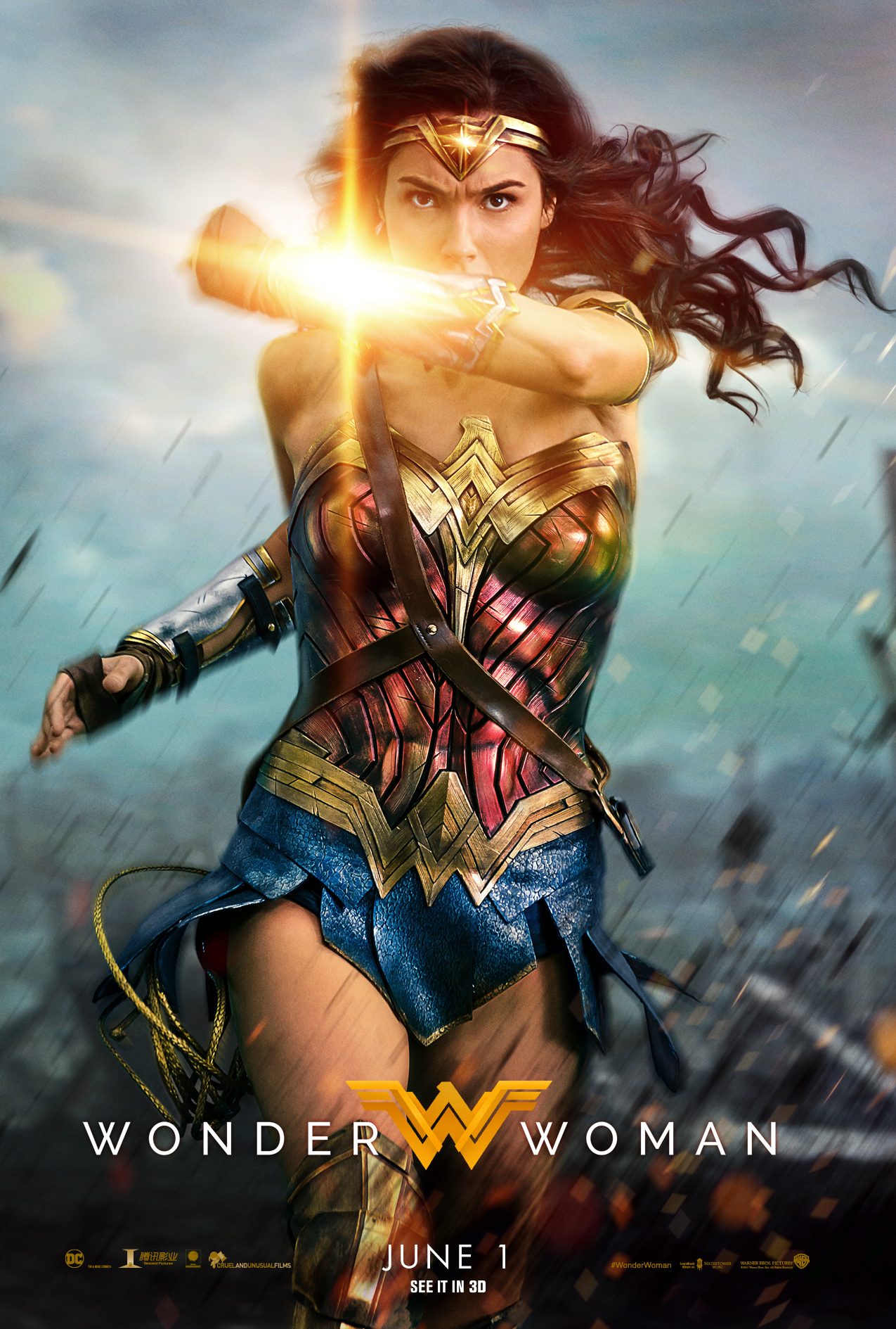 Penampilan Gal Gadot sebagai Diana dan Wonder Woman banyak menuai pujian. Foto dari Warner Bros Pictures  