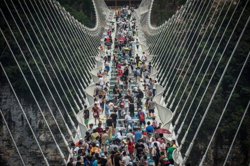 Chinese glass bridge, world’s longest, closes