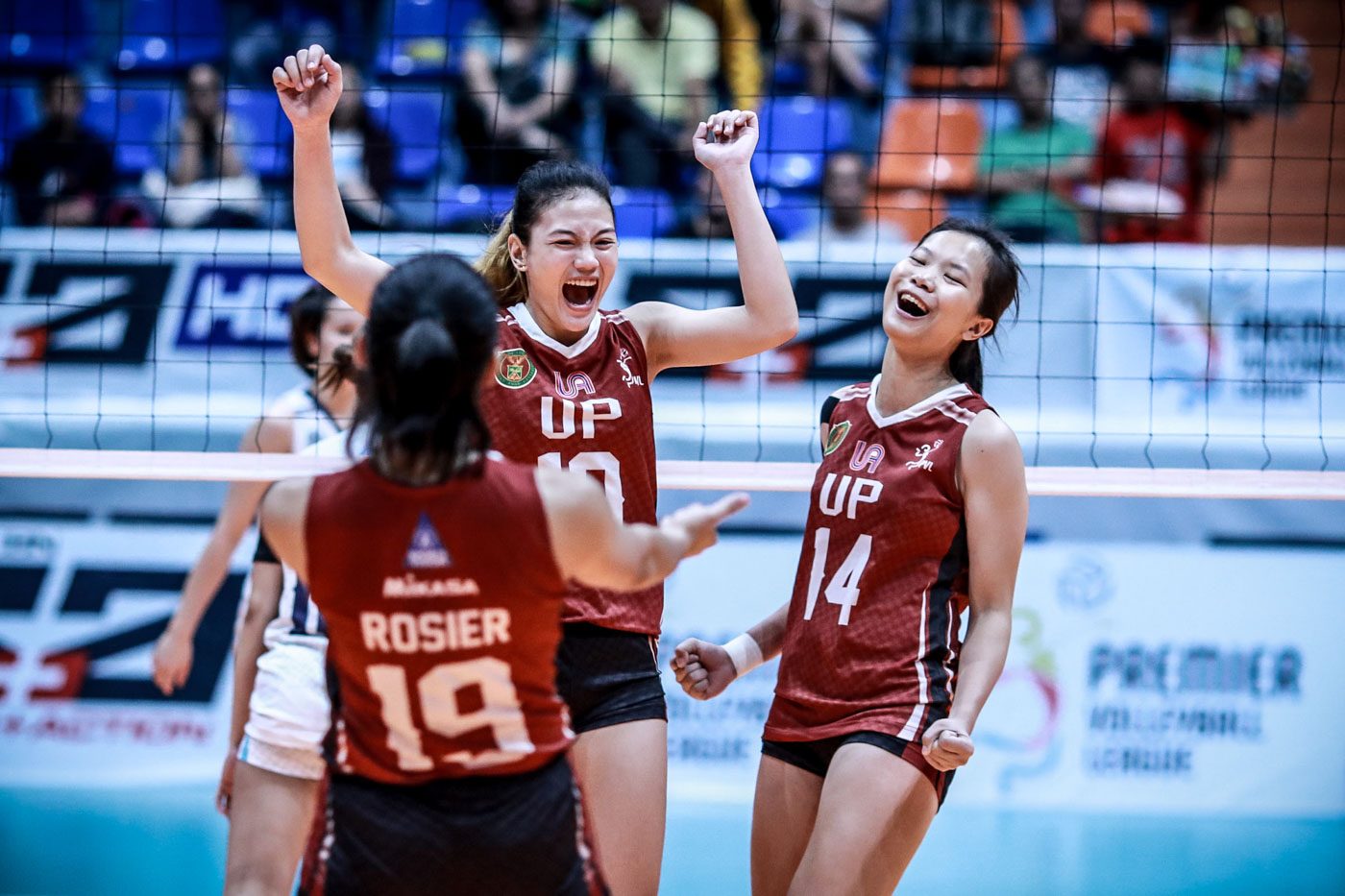 Lady Maroons, Tams seal PVL title clash