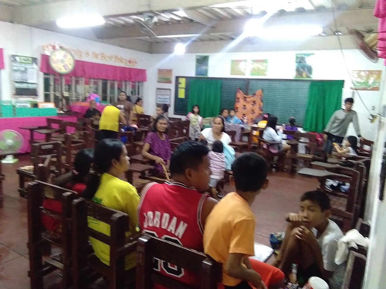 EVACUATED RESIDENTS. Evacuation of residents in San Jose, Montalban, Rizal, was at Kasiglahan Village Elementary School. Photo by Francisco Salviejo
  
