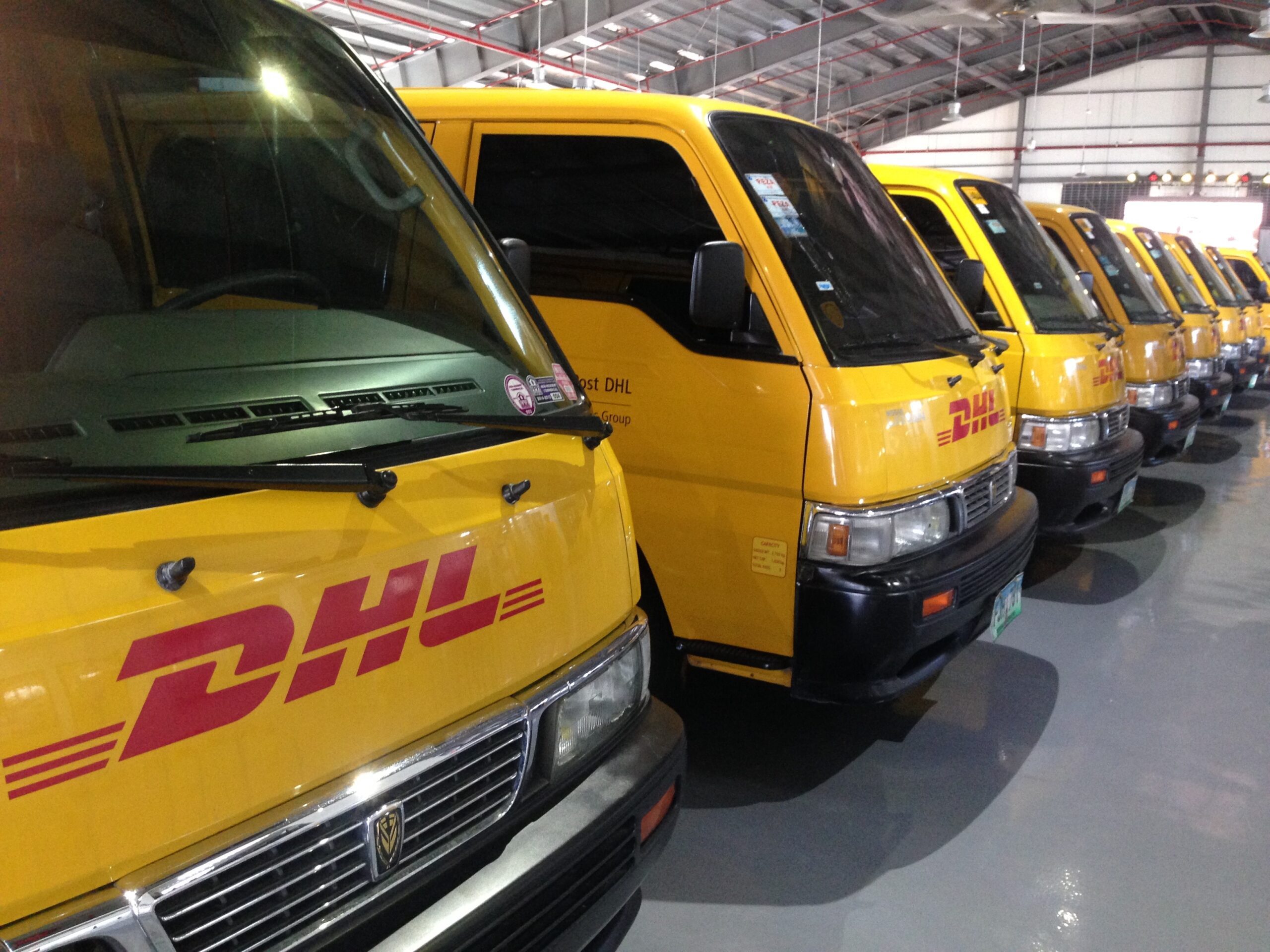 DHL Express PH unfazed by Uber, GrabTaxi delivery