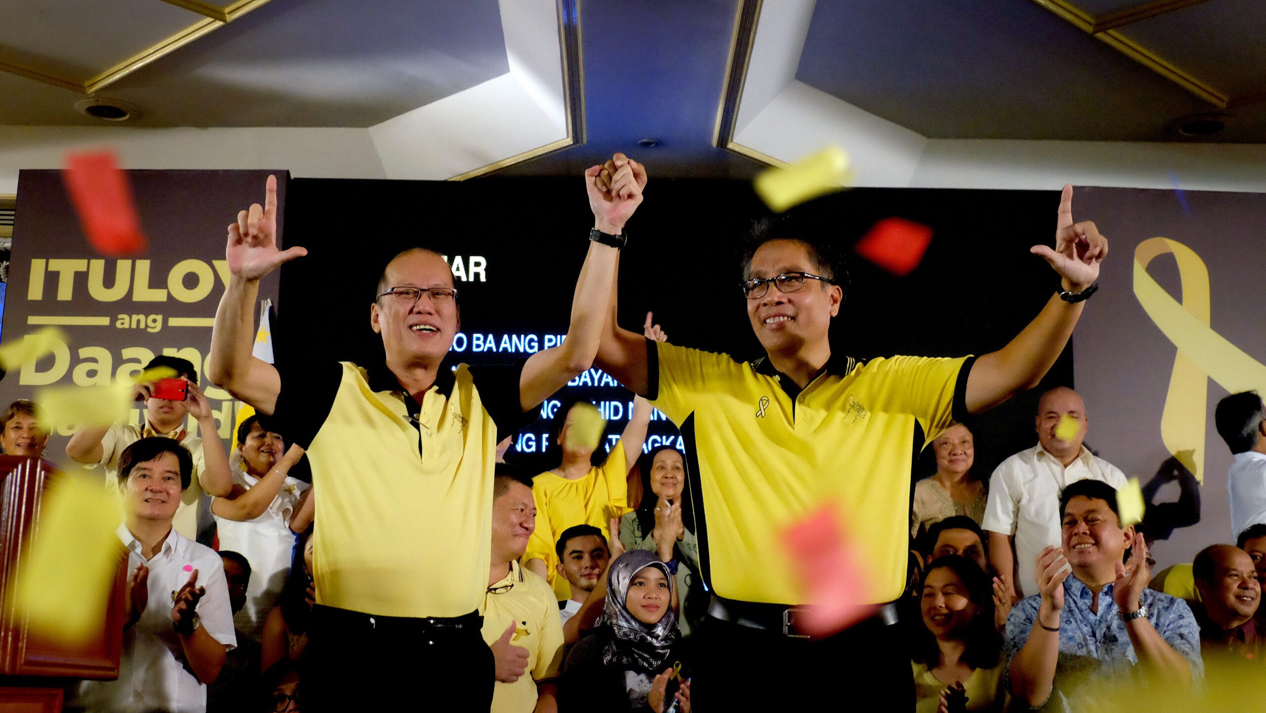 Aquino endorses Mar Roxas