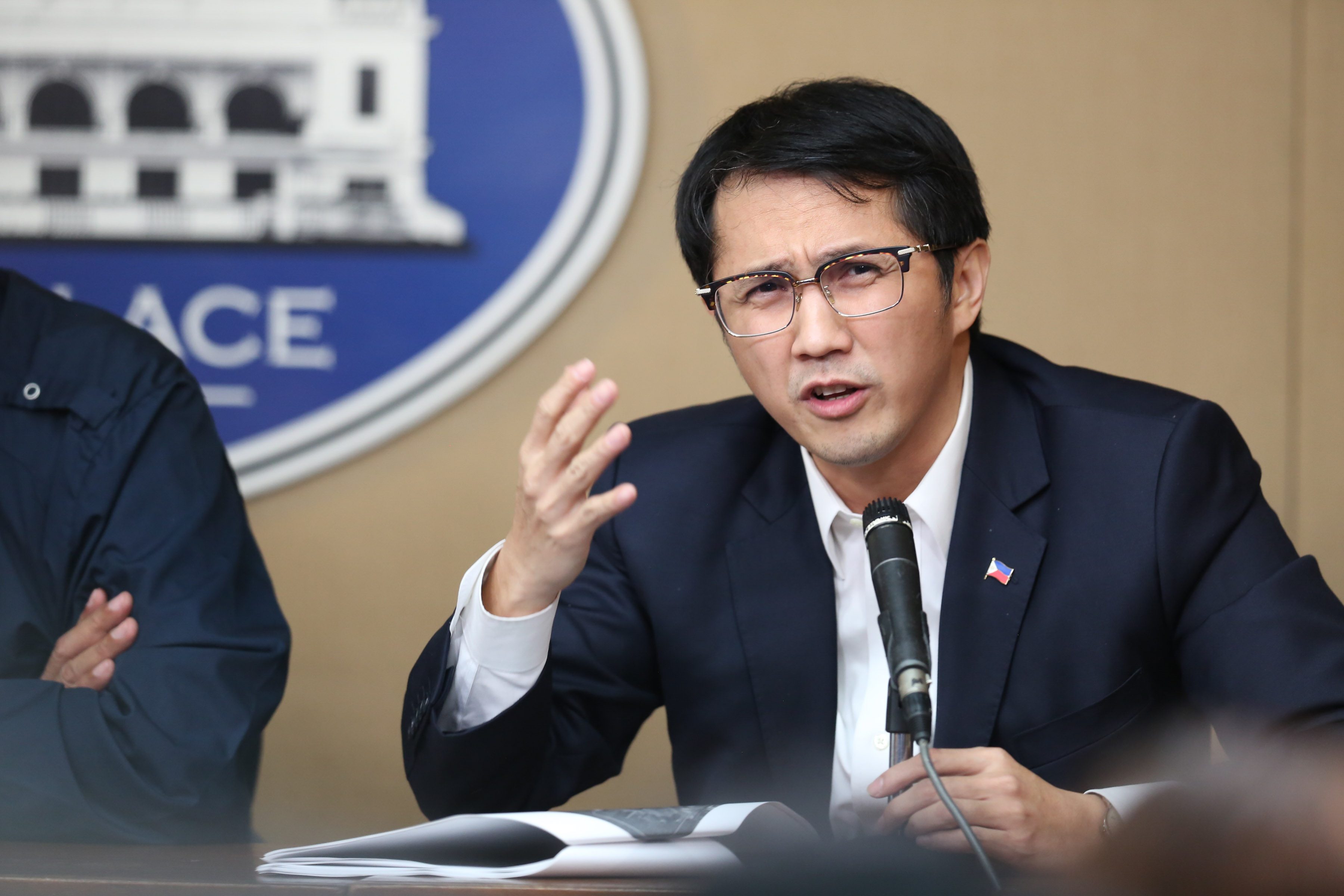 PHISGOC MEMBER. Bases Conversion and Development Authority president Vince Dizon speaks before the press. File photo by King Rodriguez/Presidential Photo 