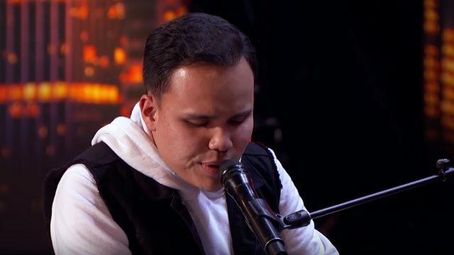 WATCH: Blind singer with autism wows ‘America’s Got Talent’ judges and crowd