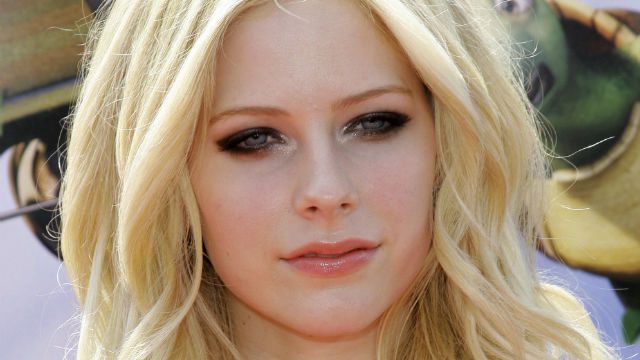 Avril Lavigne feared ‘dying’ from Lyme disease