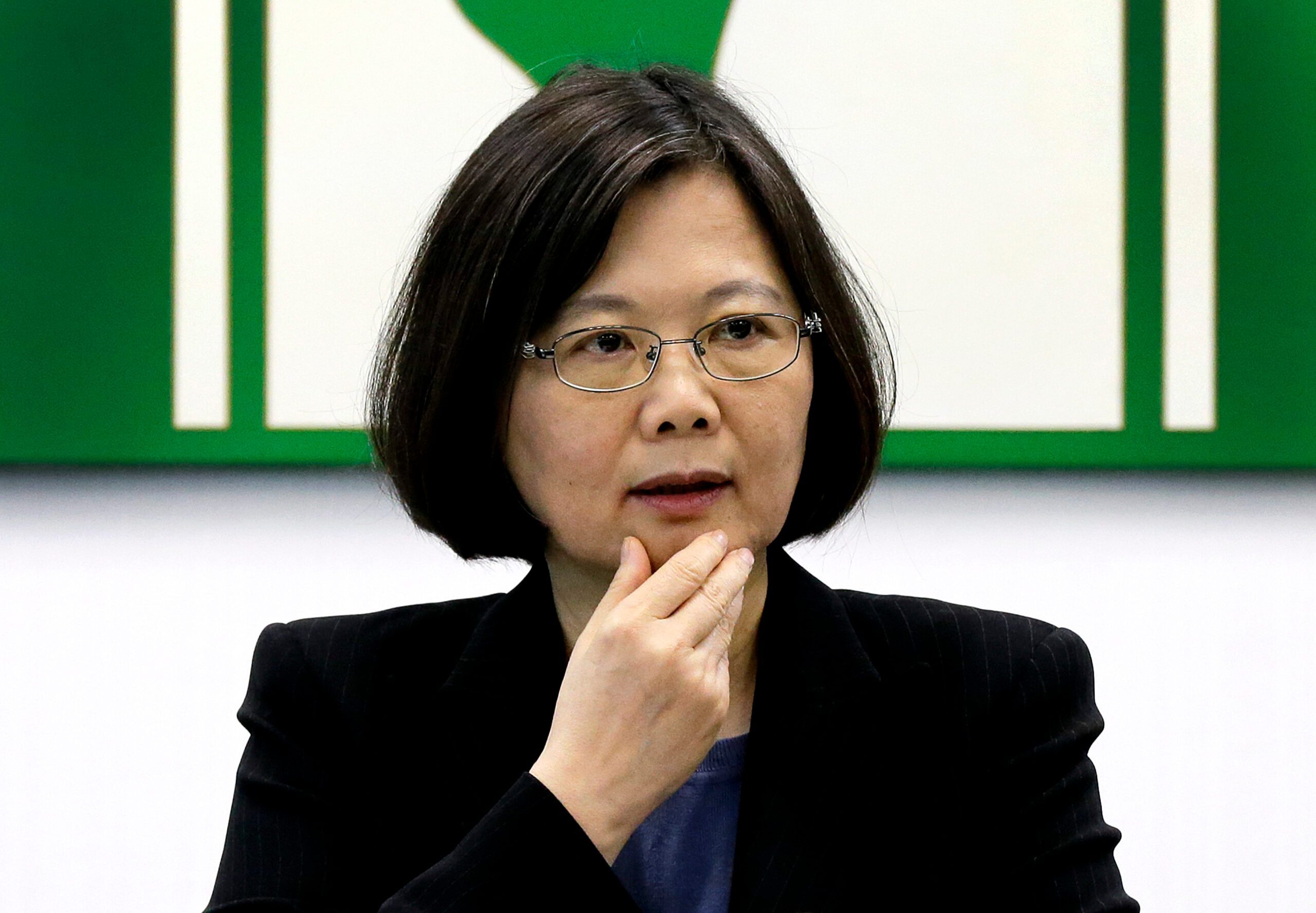 Taiwan drops ‘China-centric’ curriculum after protests