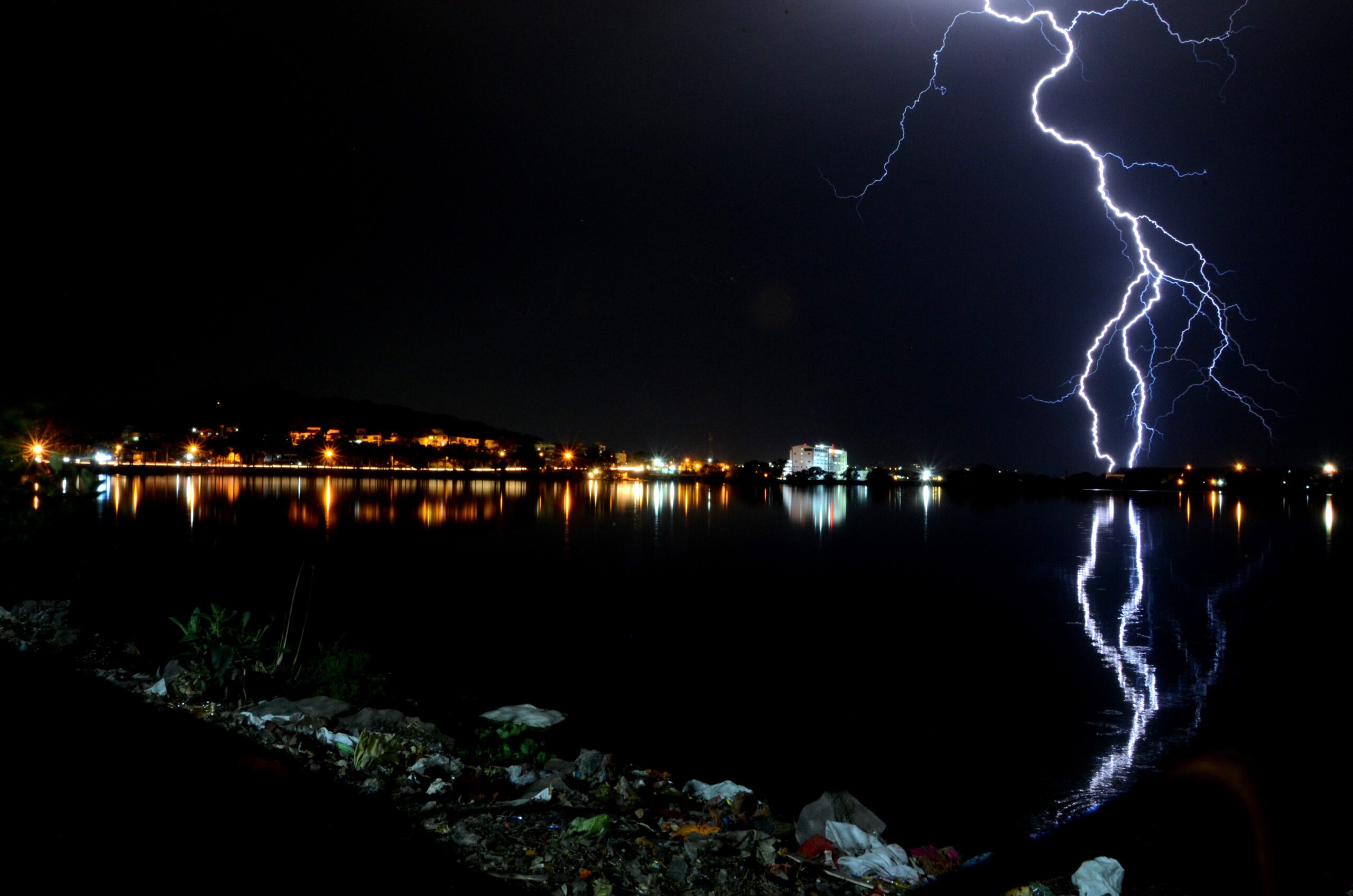 Lightning kills at least 93 as monsoon sweeps India