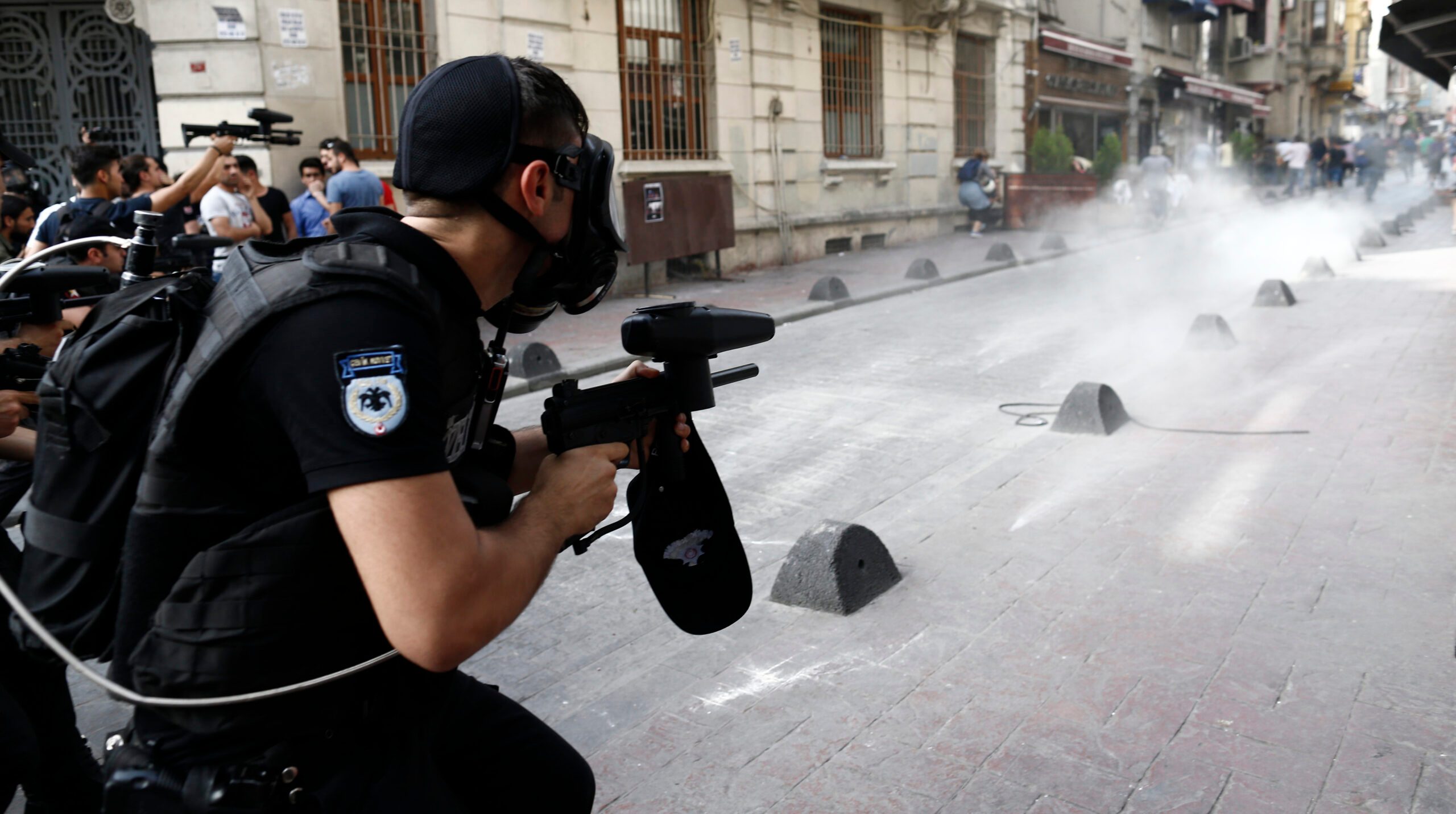Istanbul riot police break up LGBT rally