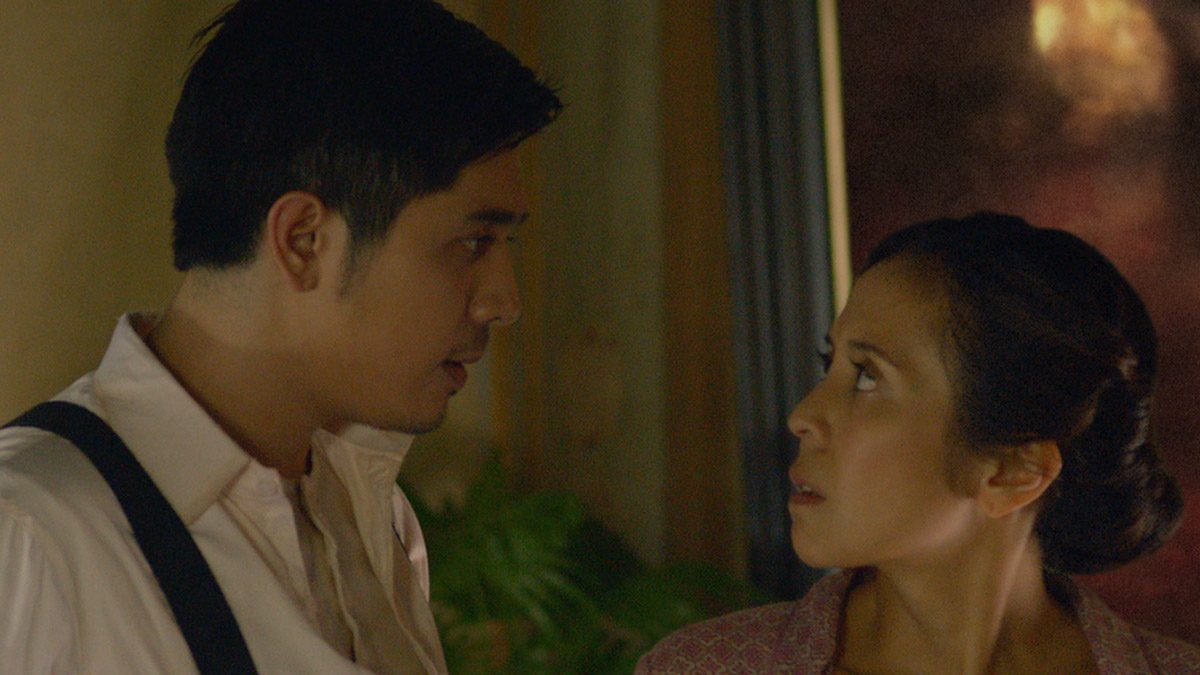 TORN. Paula (Rachel Alejandro) and Tony Javier (Paulo Avelino) talk about whether to sell her father's painting 