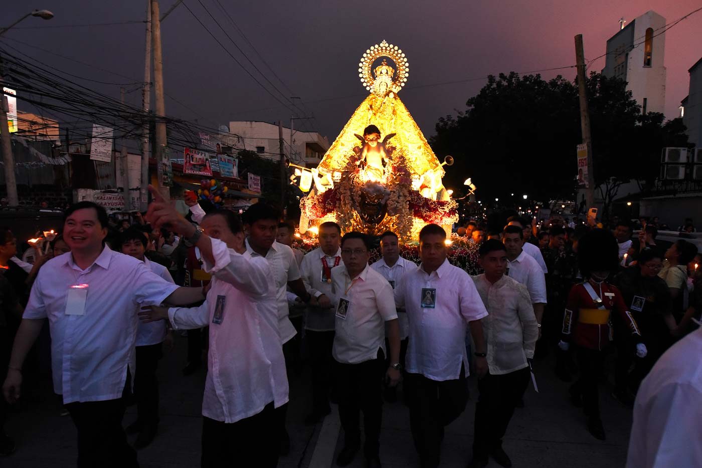 ANNUAL FEAST. The feast of Our Lady of the Most Holy Rosary, La Naval de Manila, is held every second Sunday of October. Photo by Maria Tan/Rappler 