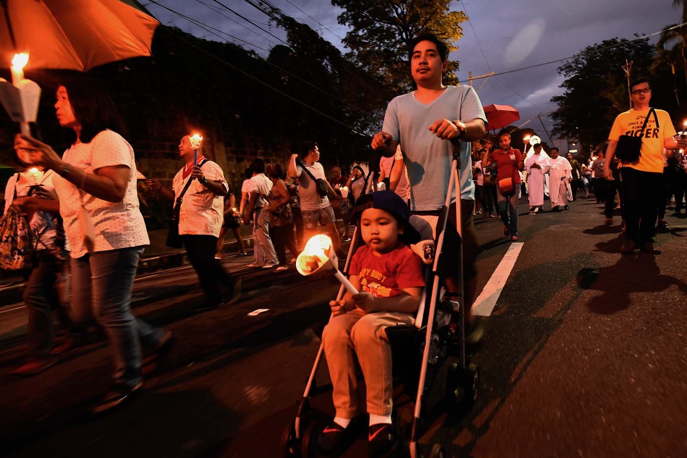 SACRIFICE. The La Naval grand procession is held around Santo Domingo Church in Quezon City. Photo by Maria Tan/Rappler 