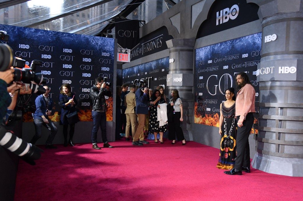 Hollywood hype machine plots virus-proof red carpets