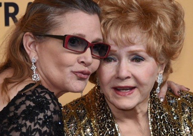 Tears and laughter for Debbie Reynolds, Carrie Fisher