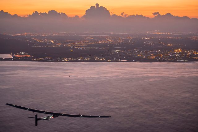 Zero-fuel plane completes record-breaking Pacific crossing