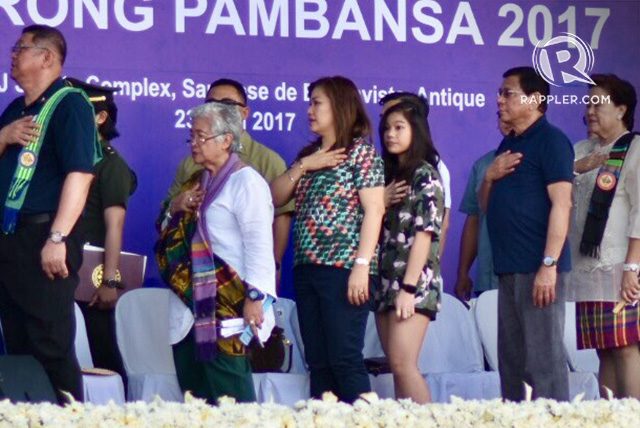 FIRST FAMILY. President Rodrigo Duterte's common-law wife Honeylet Avanceña and their daughter Veronica join him at the opening ceremony of Palarong Pambansa 2017. Photo by LeAnne Jazul/Rappler  