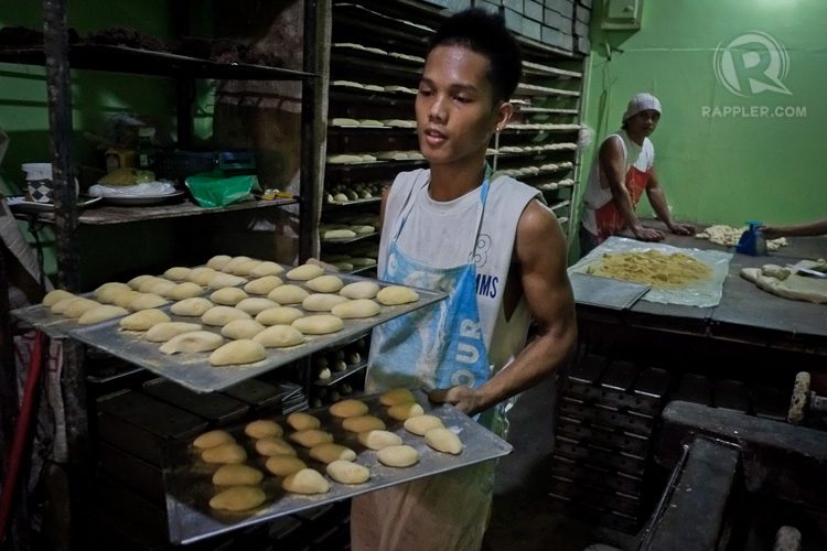 APOLINARIO’S BAKERY. Apolinario Reyes says he pioneered pan de sal baking in Talim, his wife’s hometown 