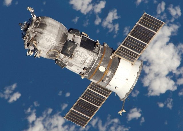 Radio silence as Russia tries to contact space cargo