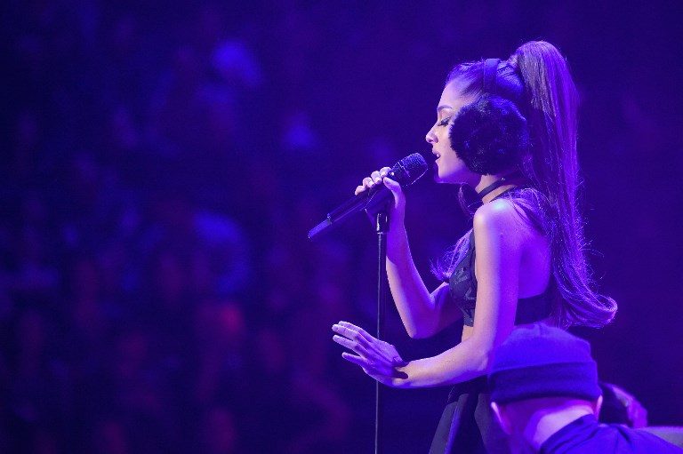 Urging love, Ariana Grande plans show for Manchester attack victims