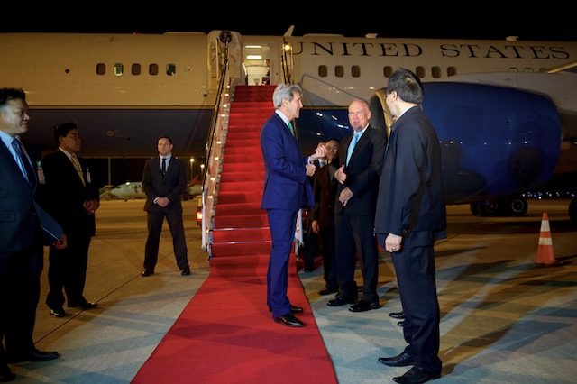 Kerry in Laos to discuss bomb legacy, ASEAN partnership