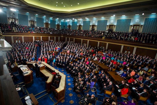 FULL HOUSE. US President Barack Obama delivers his final State of the Union address in the US Capitol in Washington, DC, USA, January 12, 2016. Jim Lo Scalzo/EPA 
