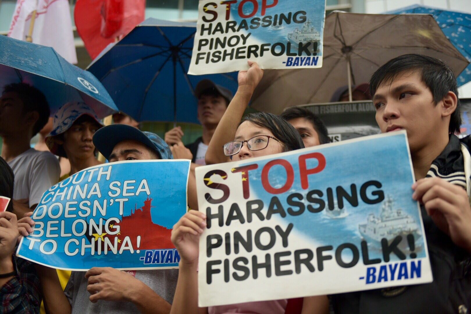 STOP HARASSMENT. Protesters call on Chinese authorities to stop harassing Filipino fishermen on Scarborough Shoal.  