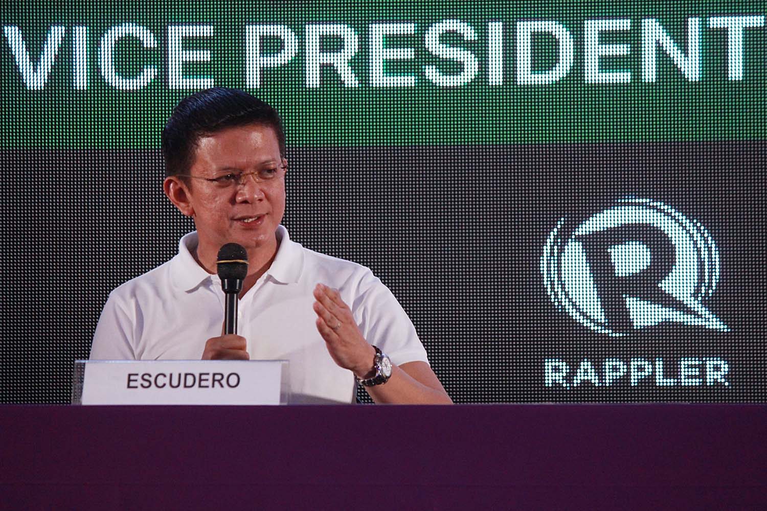 ALL TRACKS. Senator Francis Escudero calls for bilateral and backchannel talks with China on the West Philippine Sea dispute. Photo by Joel Liporada/Rappler 