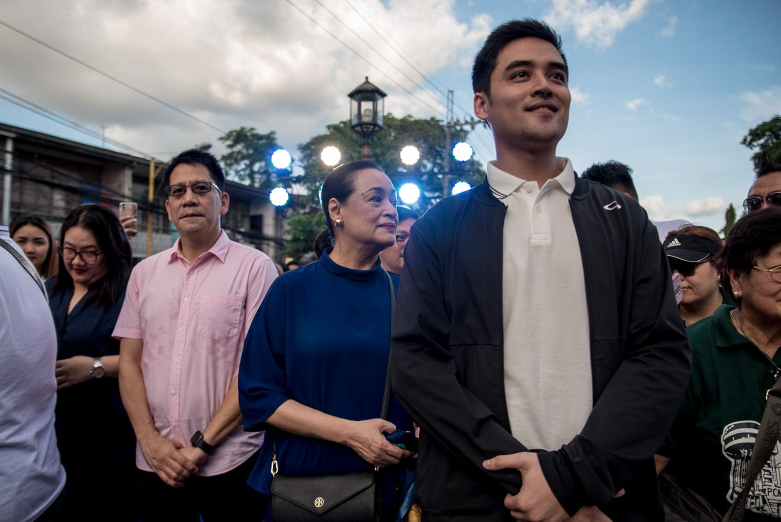 DEFINING MOMENT. Pasig Respresentative Roman Romulo (left) and actress Coney Reyes (center), mother of Vico Sotto (right), waiting for the Pasig mayor's turn to deliver his State of the City Address on October 8, 2019. Photo by Lisa Marie David/Rappler 