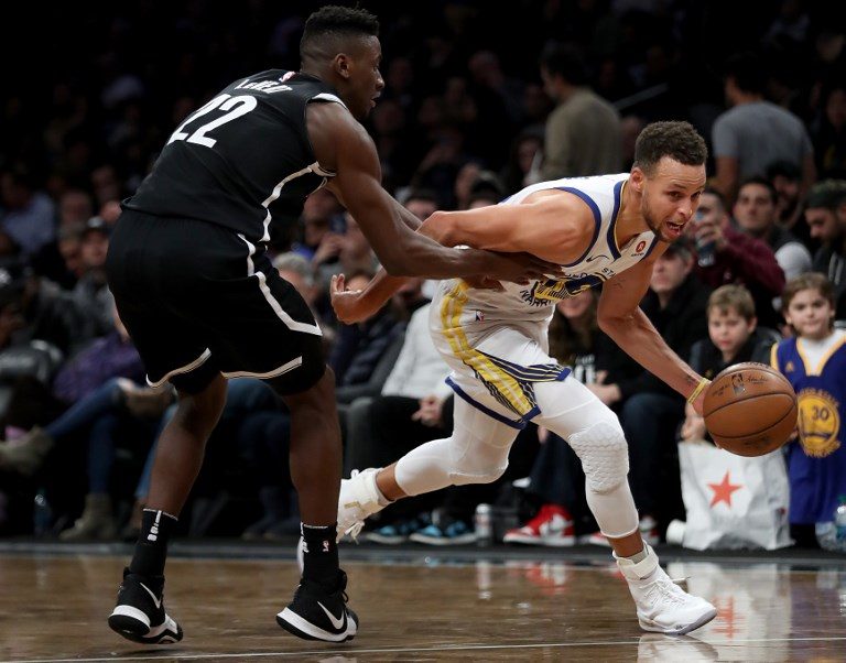 Steph Curry scores 39 to power Durant-less Warriors; Lonzo Ball makes 2nd triple double