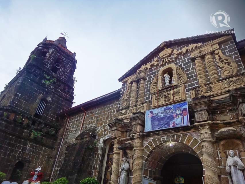 TOWN CHURCH. After going down back to the town, pray at Paete’s old baroque church. Photo by Rhea Claire Madarang 