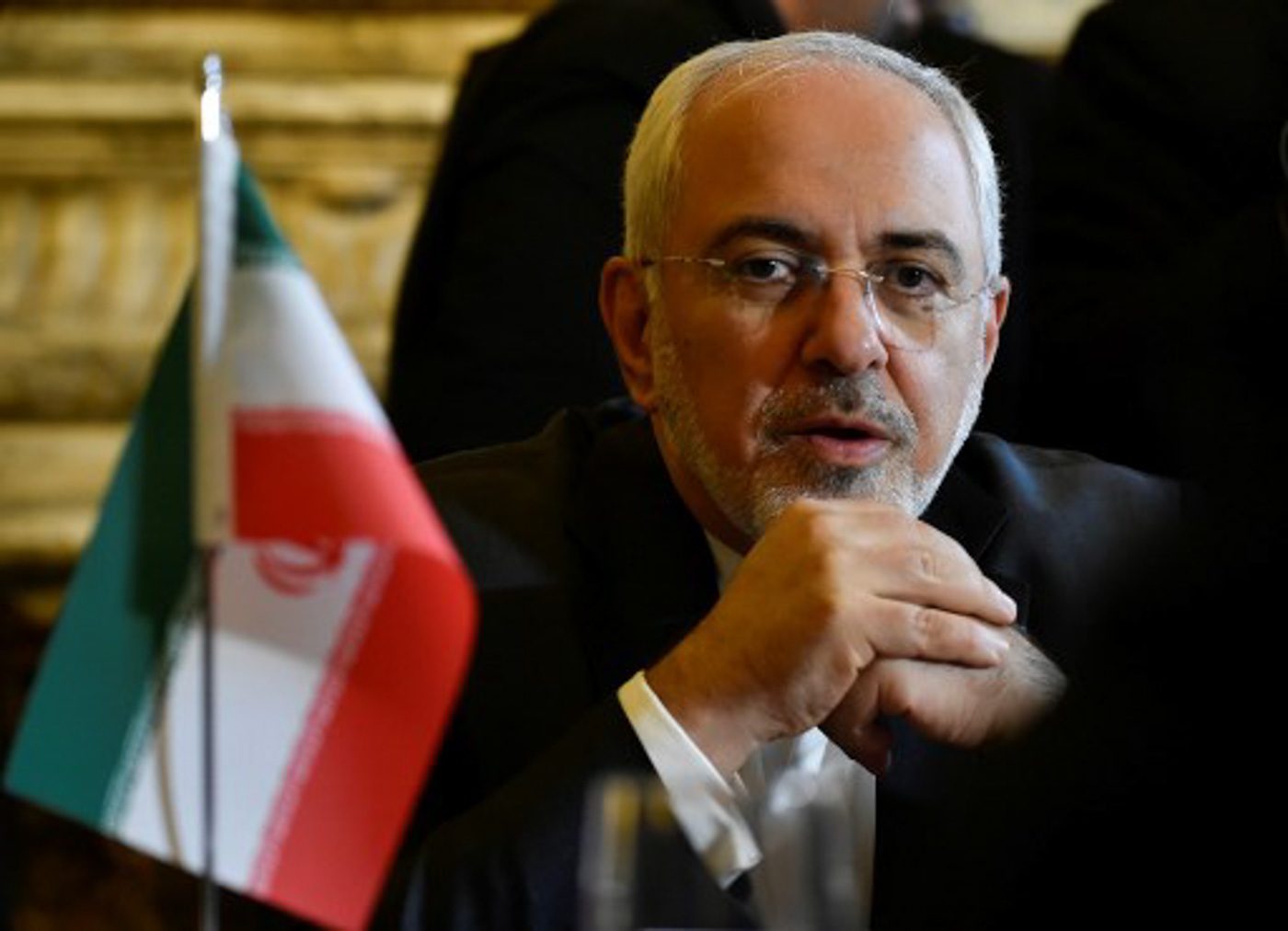Iran president keeps FM Zarif in post