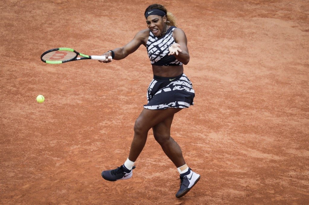 ‘Segalanya terasa lebih sulit’ bagi Serena meski Roland Garros maju
