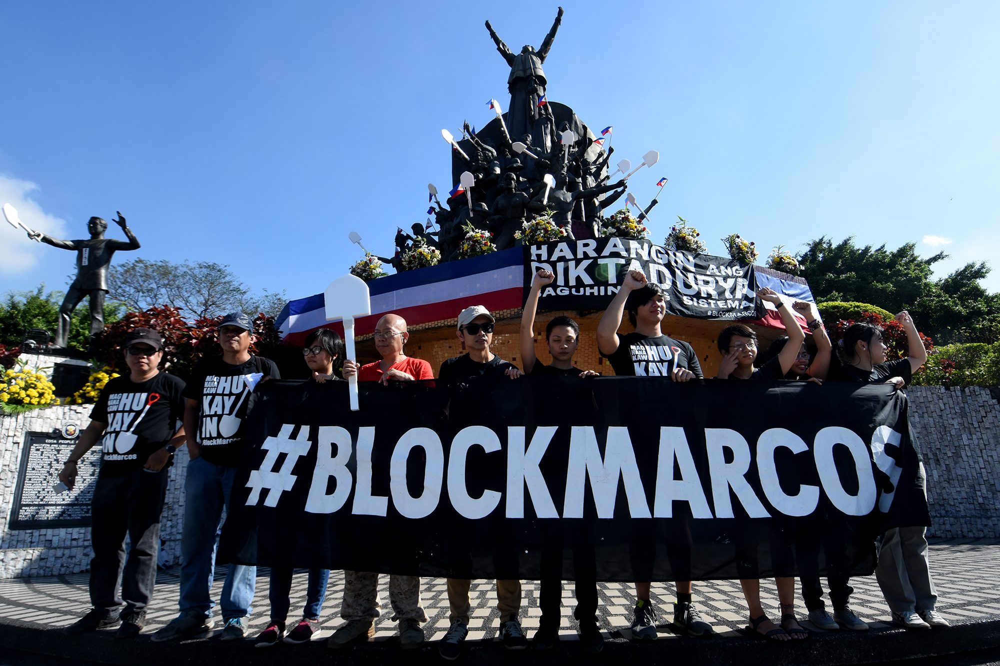 IN PHOTOS: Anti-Duterte groups relive EDSA People Power uprising