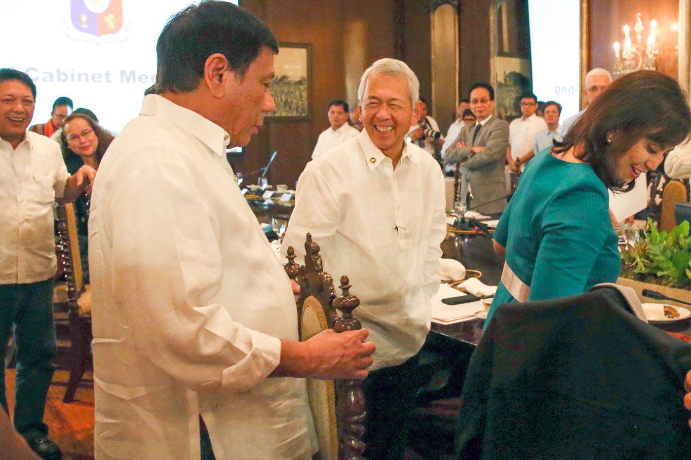 Duterte defends Yasay: He has my full support